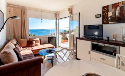 CAU DEL LLOP 69 – Apartament amb vistes al mar