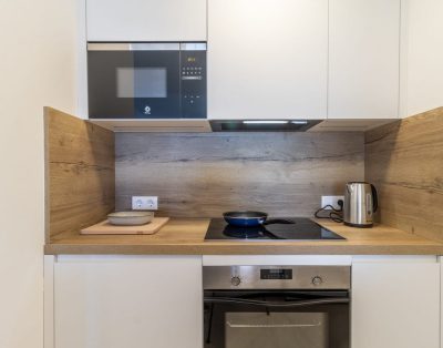 CAU DEL LLOP 76 – Apartament amb piscina comunitària