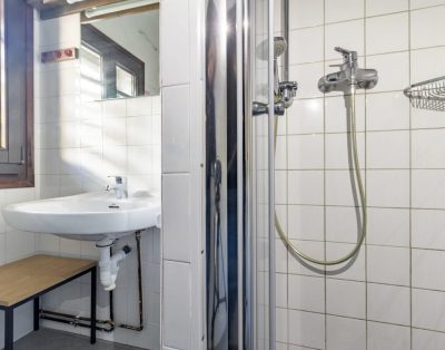 GRIFEU 08 – Appartement avec une agréable terrasse extérieure