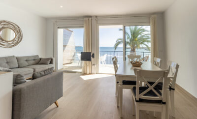 PORT DE LLANÇÀ 29 – Apartament amb vistes al mar