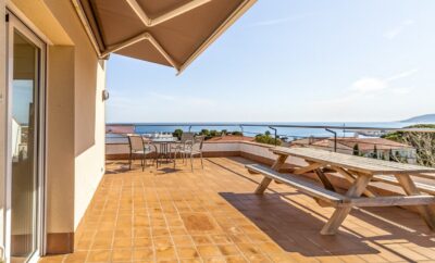 SANT GENÍS 19.2 – Top-floor apartment with terrace and views