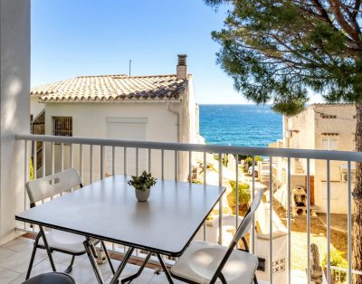 FENER DE BAIX 78 – Bonito apartamento tipo estudio con terraza