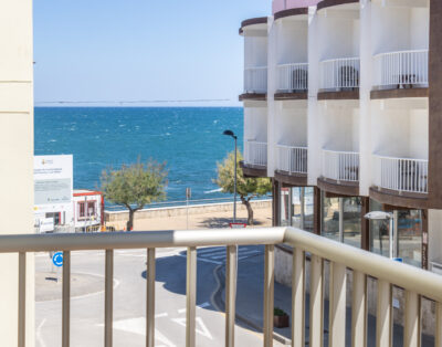 01 CODOLAR L’ESCALA – en segunda línea del mar