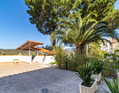 LA COMA 62 – apartamento con patio-jardín