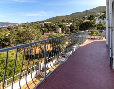 FENER DE DALT 86.1 – Apartament amb vistes espectaculars